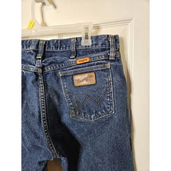 Wrangler FR Flame Resistant Mens Blue Jeans 35x32 CAT 2 Riggs Workwear - Picture 8 of 10